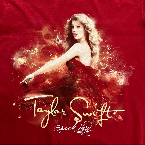 Rare Vintage Taylor Swift Concert Tee 2011 Size S - M Short Sleeve Graphic Tee - Picture 10 of 10
